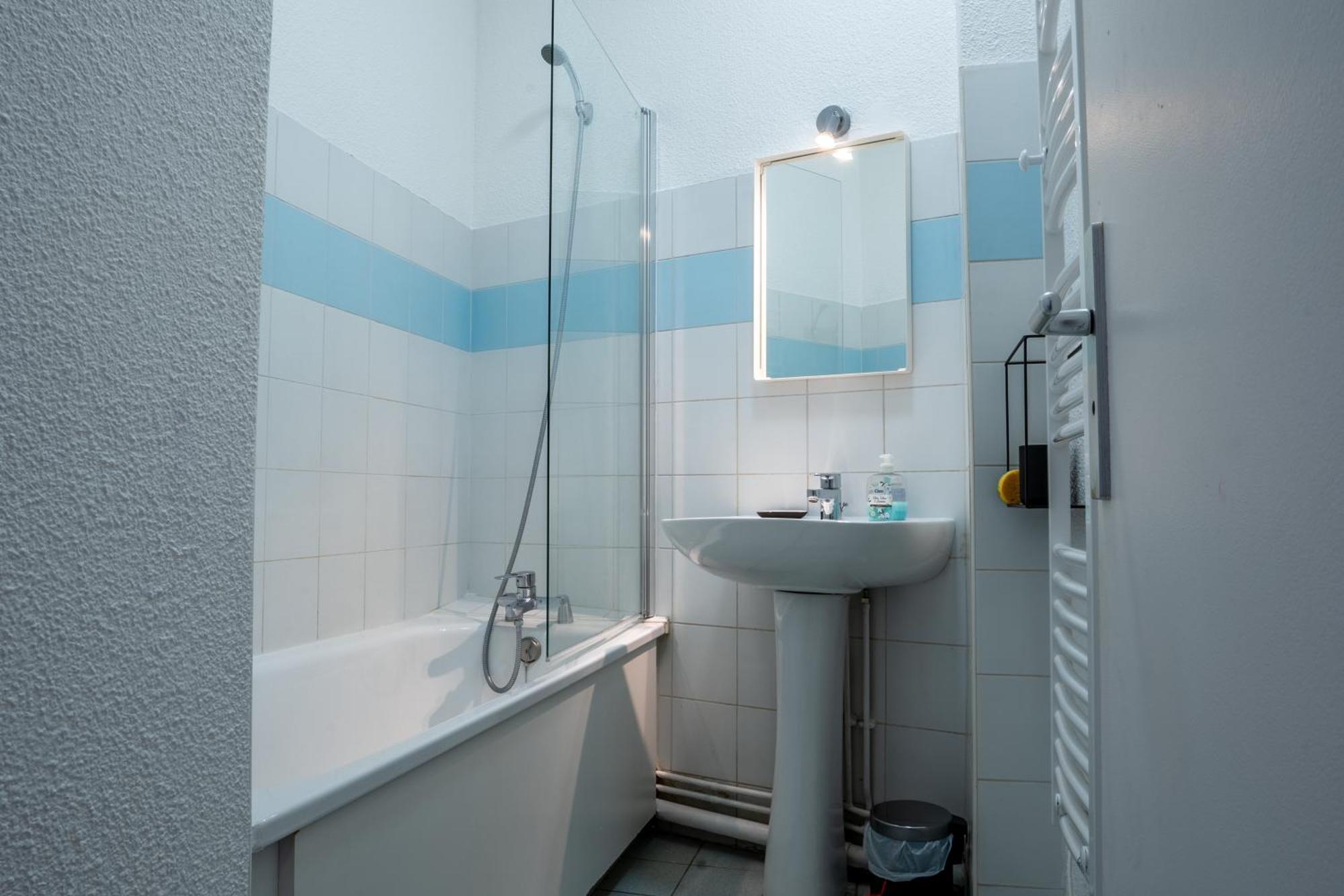 Residence Serenity - Hyper Centre - Bagagerie Lourdes Ruang foto